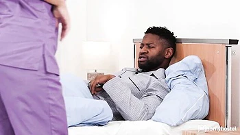 Busenweiße Ema im geilen interracial FMM gefickt