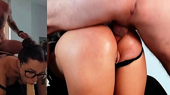 Chupa dildo y se coge anal en perrito