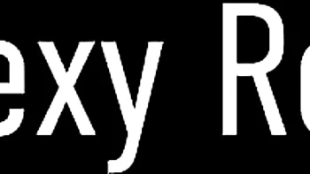 Сексуальная мамка Джулия Энн мастурбирует с большой грудью