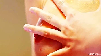 Оксана Шик — пышная брюнетка в кружевном белье с аппетитной киской