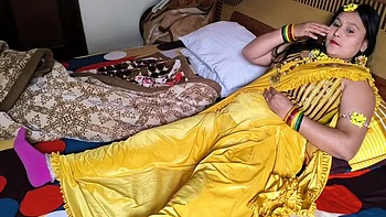 Desi Ehefrau wird vom Ehemann hart gefickt