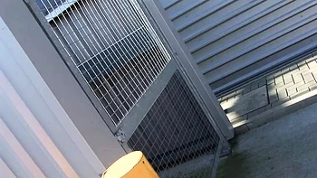 Loira e morena fodidas por guardas mascarados