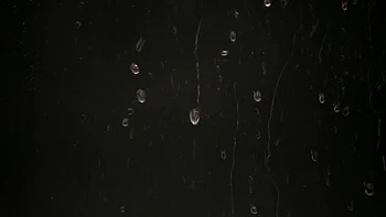 Blonde Lesben pissen beim Wassersport