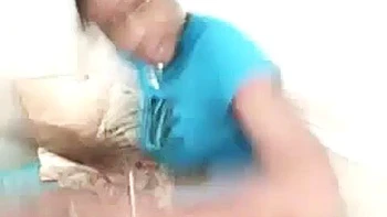 Ebony safada se masturba sozinha amadora