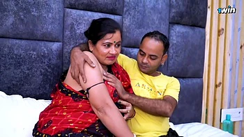 Big Tits Indian Milf Gets Pussy Eaten Deep
