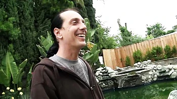 Ashli et Scott : cream pie anal et bite dans la bouche depuis le cul