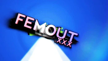 Tgirl linda se masturba sozinha em HD