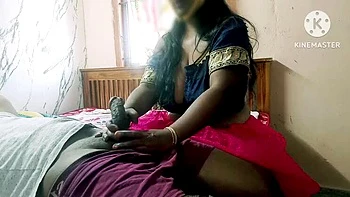 Belle-mère séduit son fils après la découverte de sa liaison - gémissements tamouls