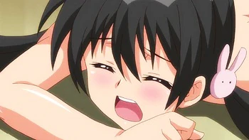 Хентай блондинка с огромной жопой жестко трахает