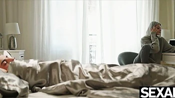 Francis X und Christy White lutschen Nippel, reiten Schwanz