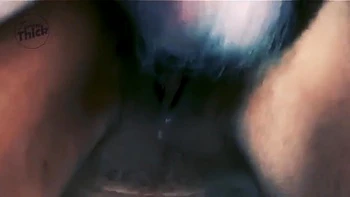 Milf apalpada e fodida, goza na beira da cama