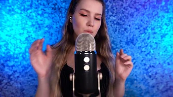 Amateur Girl Licking Pussy Homemade