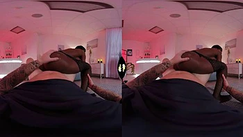 Ebony MILF VR: blowjob, doggy e cowgirl fodendo