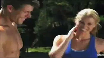 Heather et Jayden s’exhibent en anal softcore