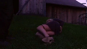 Adolescente rubia de 19 años follada anal con creampie en webcam