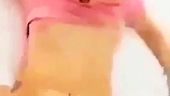 Горячая индийская тинка трахается по-русски в POV