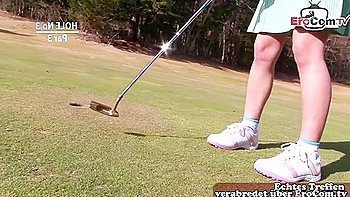 Волосатая тайская 18-летняя азиатка жестко трахнута