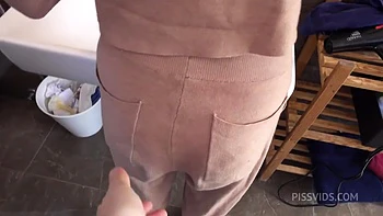 Amanda Clarke quer que eu urine no rosto dela