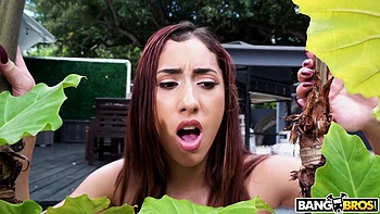 Kira morena se come un BBC intenso