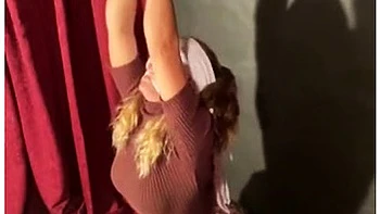 Zorra sumisa atada, amordazada y follada con vibrador