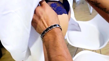 Sündige Haley Reed genießt heimliches Hardcore-Ficken