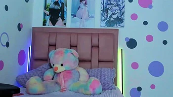 Latina Babe Teases in Nylon and Pantyhose Solo