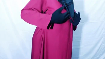 Jeune hijabi indienne suce et se fait baiser fort