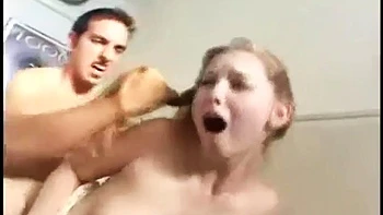 Sunny Lane fodendo no doggy, cowgirl e missionário