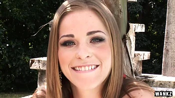 Wilde MILF-Chefin Aaliyah Love fickt Teen-Angestellte