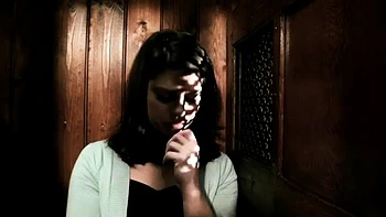 Brunette italiana amadora chupando e fodendo na missionária