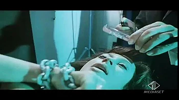 Actrices célèbres ligotées et bâillonnées