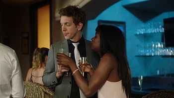 Абигейл Мак и Кисса Синс страстно лижут и трахают пальцами киски