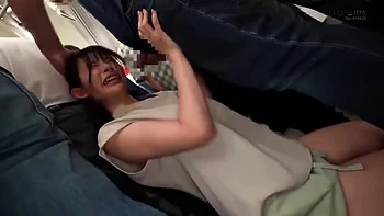 Cocu excité regarde sa nana se faire baiser