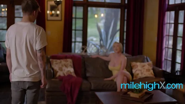 My Step Daughter Will Be Pleased That You're Flattering Her Mom