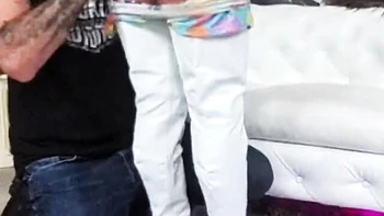 Надя и Саша делают грязный глубокий минет с трахом лица