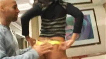 Beleza brasileira Suzy fodida no Doggy e Cowgirl