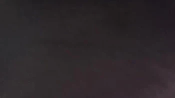 Heiße indische Bhabhi beißt Nippel, zeigt fette Möpse