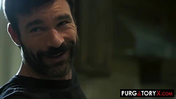 Loira fodida hardcore em casa com marido assistindo