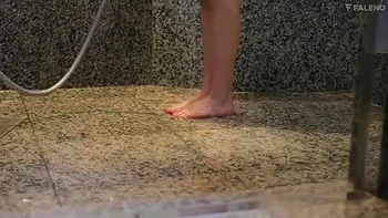 Compilation d’orgasmes sauvages asiatiques