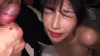 Mezcla de squirts y orgasmos asiáticos