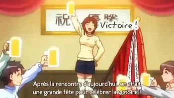 Rousse d’anime se déshabille sur chat fétiche