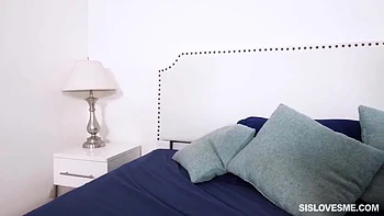 Stiefschwester vergisst Erinnerungen, ich fick sie als Freundin