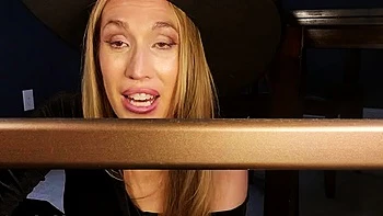 Asiática peituda LinaBlackly pega e devorada POV vore