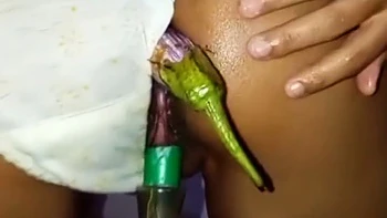 Sri-Lanka Babe mit großen Titten solo