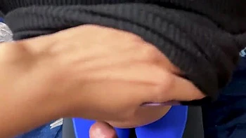 Indische Bhabhi Danny Duck hart doggy gefickt, Sperma auf großen Titten