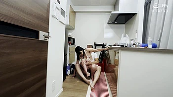 Японская MILF готова к трахке