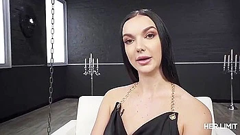 MILF peituda fodendo o cu sem limites