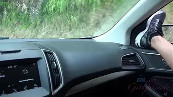 Vacation with Pornstar Tara Ashley fucking in public and squirting! GFE Experience