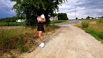 Risky Public Sex: Milf Flashing, BJ & Orgasms Caught