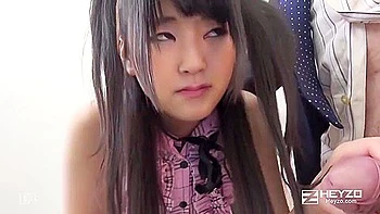 Young Brunette Teen Gives Amateur Blowjob 18+